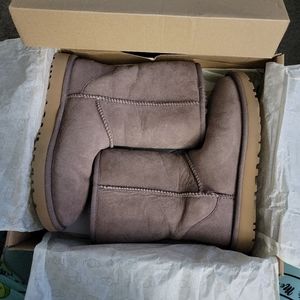 Ugg W Classic Short II